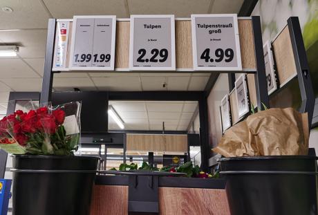 ePaper displays used for shelf edge labelling