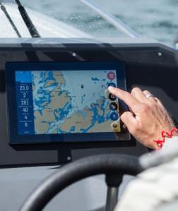 Reliability Testing for Display and Embedded Systems in Marine Devices