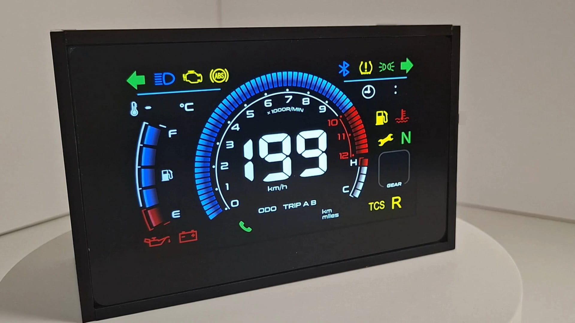 VA Display with Colour Overlay